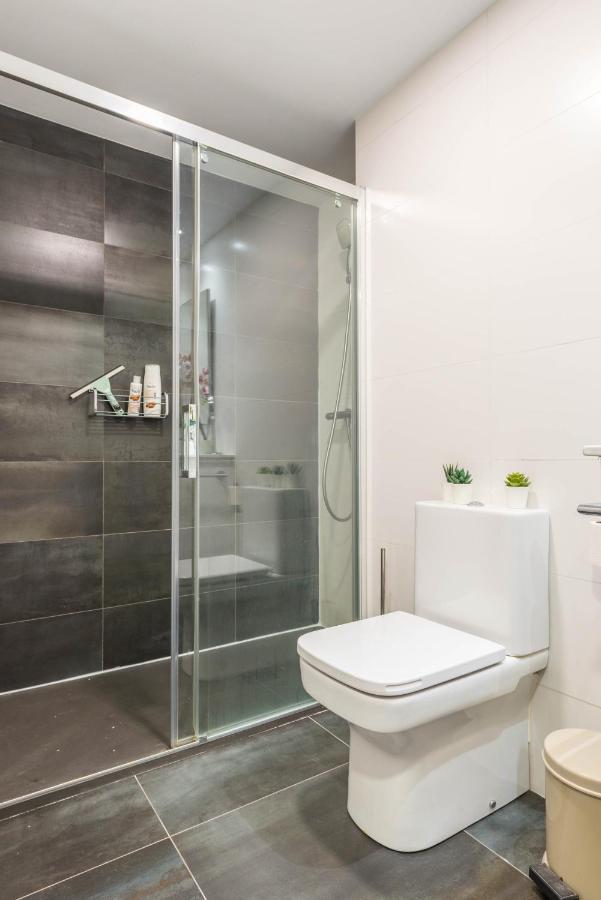 Bonita Habitacion Con Balcon Villaviciosa de Odón Eksteriør billede