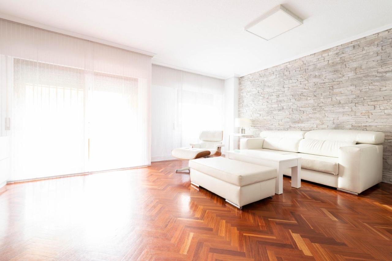 Bonita Habitacion Con Balcon Villaviciosa de Odón Eksteriør billede