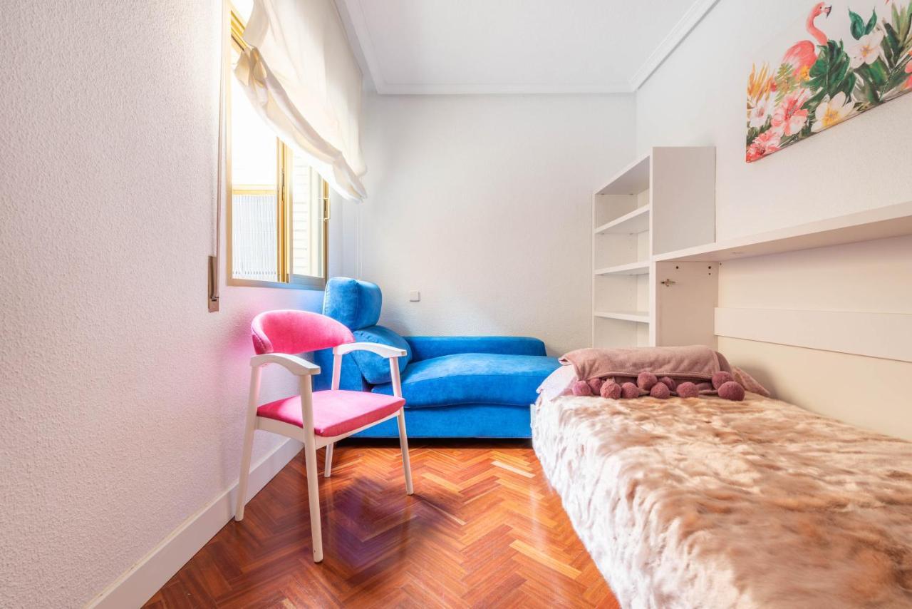 Bonita Habitacion Con Balcon Villaviciosa de Odón Eksteriør billede