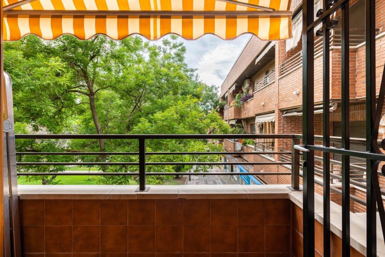 Bonita Habitacion Con Balcon Villaviciosa de Odón Eksteriør billede