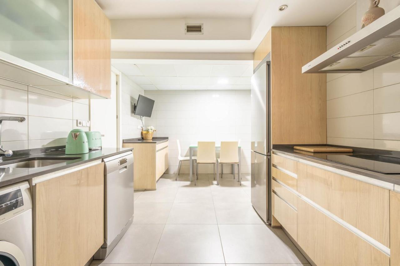 Bonita Habitacion Con Balcon Villaviciosa de Odón Eksteriør billede