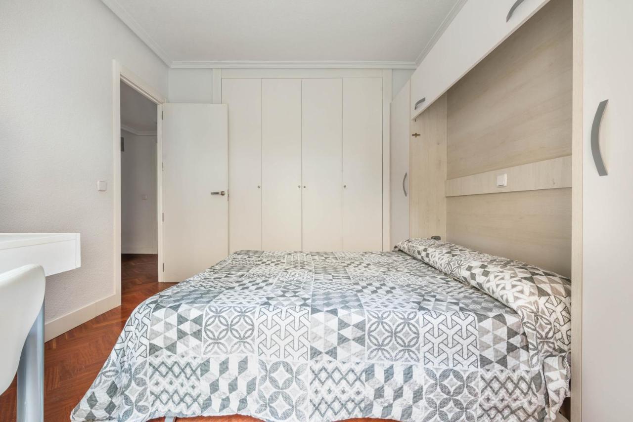 Bonita Habitacion Con Balcon Villaviciosa de Odón Eksteriør billede